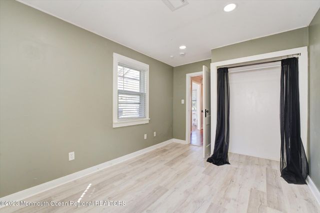 446 E Arverne Avenue, Ocean Gate, NJ 08740