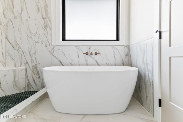 630 Greenfern Tr, Seymour, TN 37865