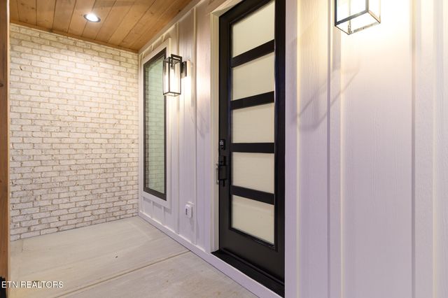 630 Greenfern Tr, Seymour, TN 37865