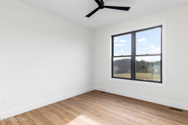 630 Greenfern Tr, Seymour, TN 37865