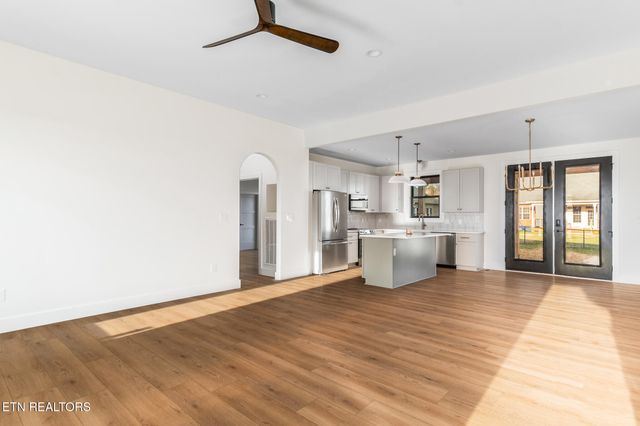 630 Greenfern Tr, Seymour, TN 37865