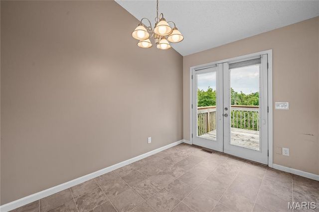 1739 Knoll Terrace, St Peters, MO 63376