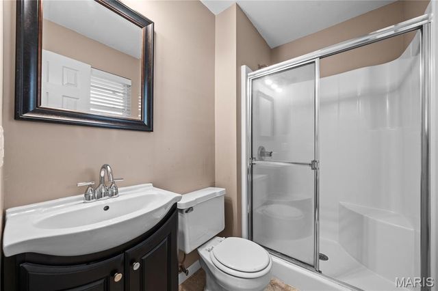 1739 Knoll Terrace, St Peters, MO 63376
