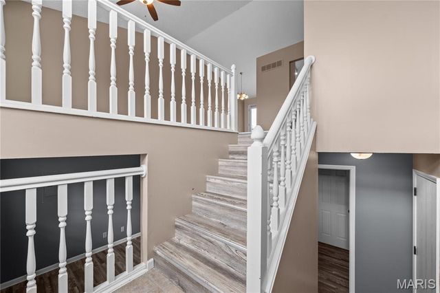 1739 Knoll Terrace, St Peters, MO 63376