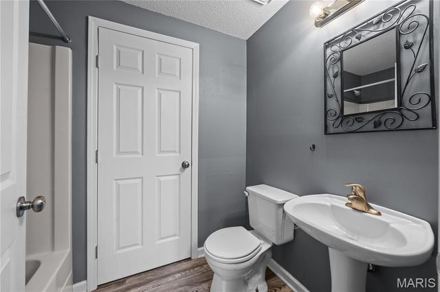 1739 Knoll Terrace, St Peters, MO 63376