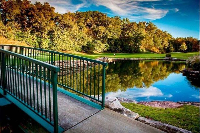380 Beechwood Drive, Branson West, MO 65737