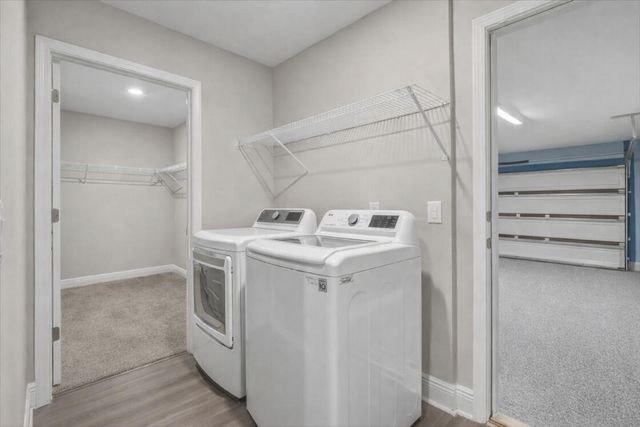 6898 Loysburg Street, Navarre, FL 32566