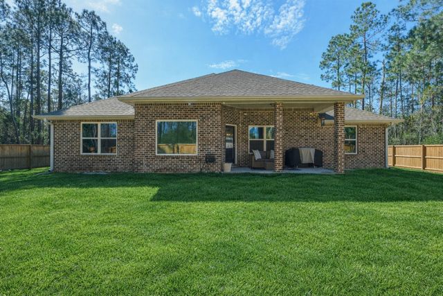 6898 Loysburg Street, Navarre, FL 32566