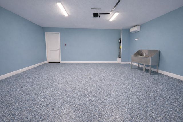 6898 Loysburg Street, Navarre, FL 32566