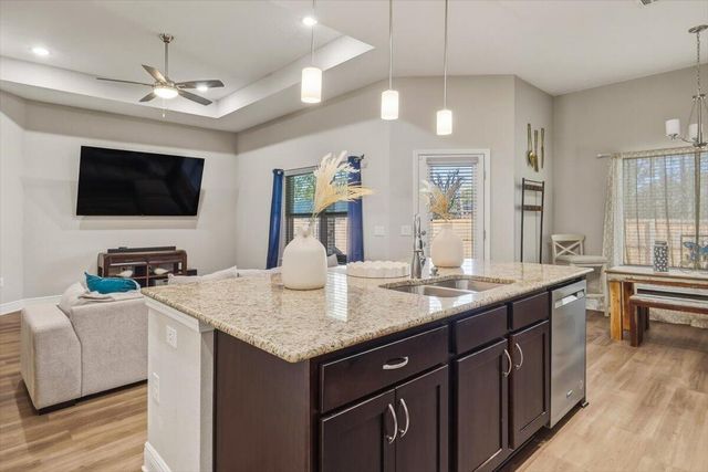 6898 Loysburg Street, Navarre, FL 32566