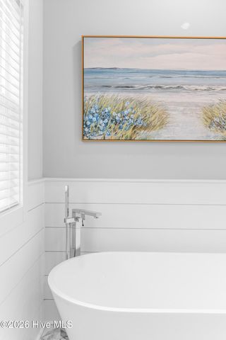 367 Spicer Lake Drive, Holly Ridge, NC 28445