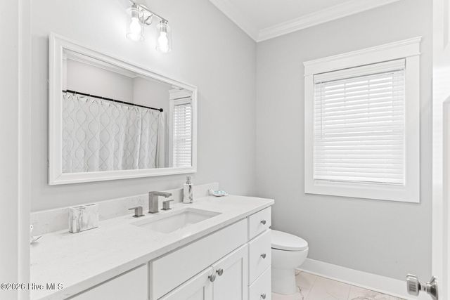 367 Spicer Lake Drive, Holly Ridge, NC 28445