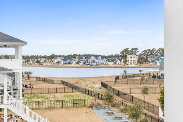 367 Spicer Lake Drive, Holly Ridge, NC 28445