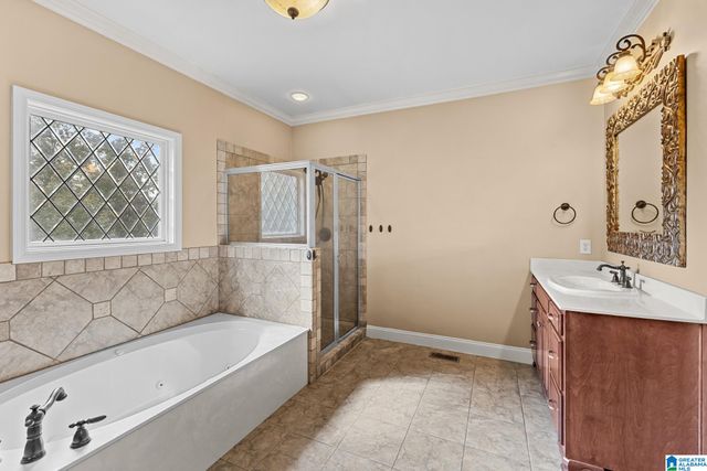 8533 HIGHLANDS TRACE, Trussville, AL 35173