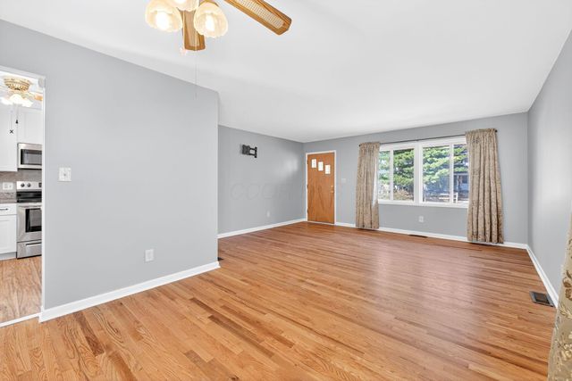 2579 Eakin Road, Columbus, OH 43204