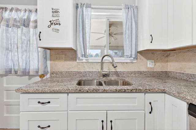 2579 Eakin Road, Columbus, OH 43204