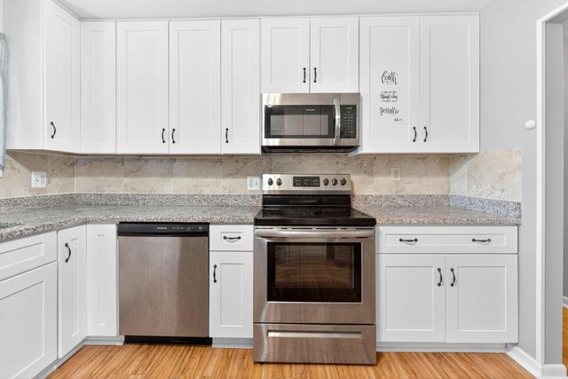 2579 Eakin Road, Columbus, OH 43204