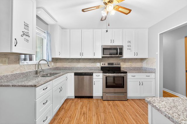 2579 Eakin Road, Columbus, OH 43204