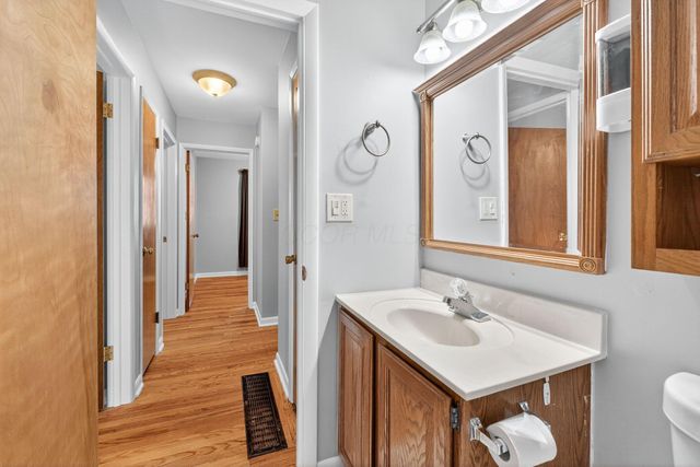 2579 Eakin Road, Columbus, OH 43204