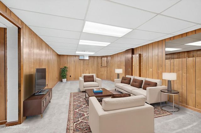 2579 Eakin Road, Columbus, OH 43204