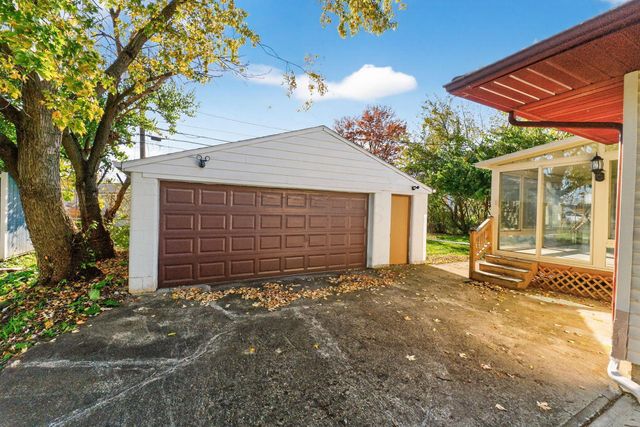 2579 Eakin Road, Columbus, OH 43204