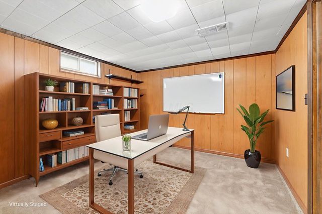 2579 Eakin Road, Columbus, OH 43204