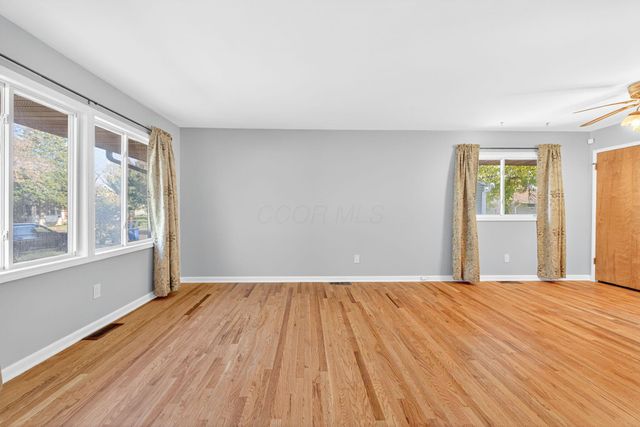 2579 Eakin Road, Columbus, OH 43204