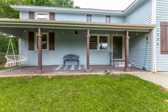 1204 Tupuna Court, Tool, TX 75143