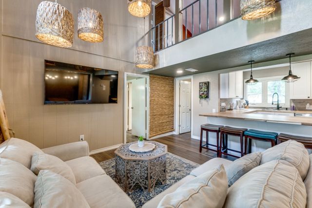 1204 Tupuna Court, Tool, TX 75143