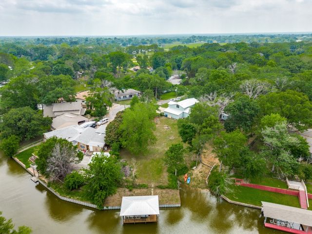1204 Tupuna Court, Tool, TX 75143