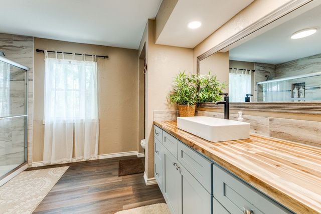 1204 Tupuna Court, Tool, TX 75143