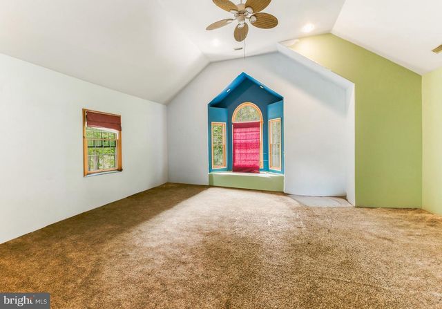 283 PINE AVE, Egg Harbor Township, NJ 08234