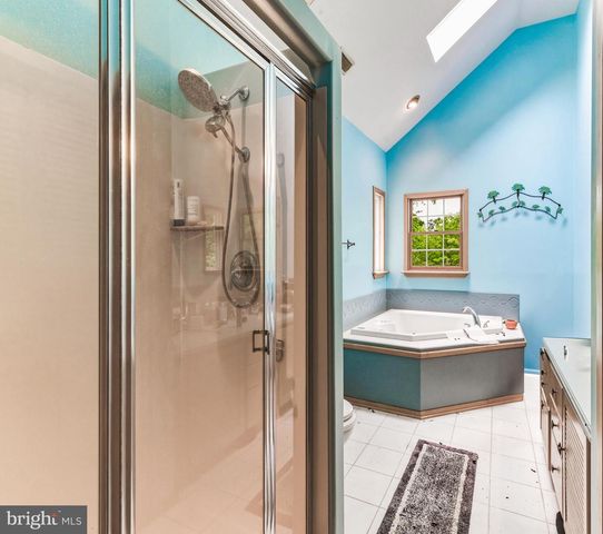 283 PINE AVE, Egg Harbor Township, NJ 08234