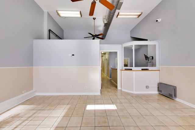 3224 W Armitage Avenue, Chicago, IL 60647