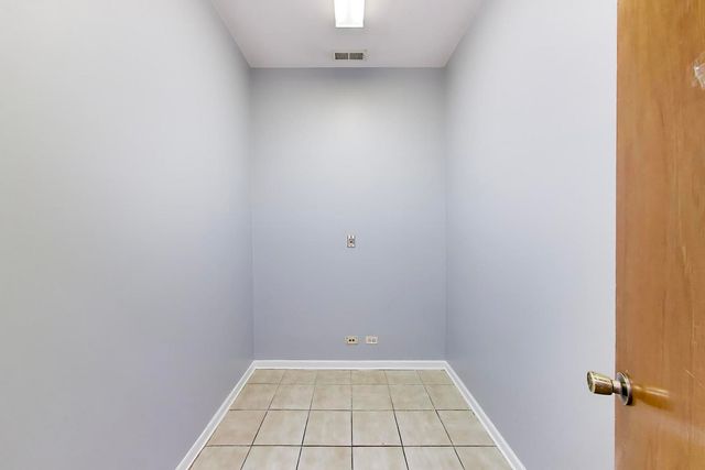 3224 W Armitage Avenue, Chicago, IL 60647