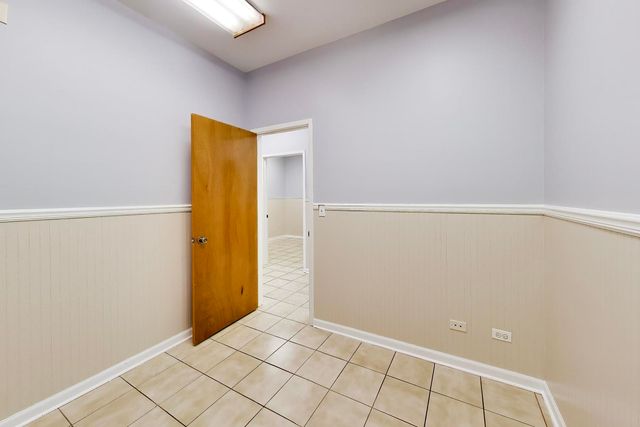 3224 W Armitage Avenue, Chicago, IL 60647