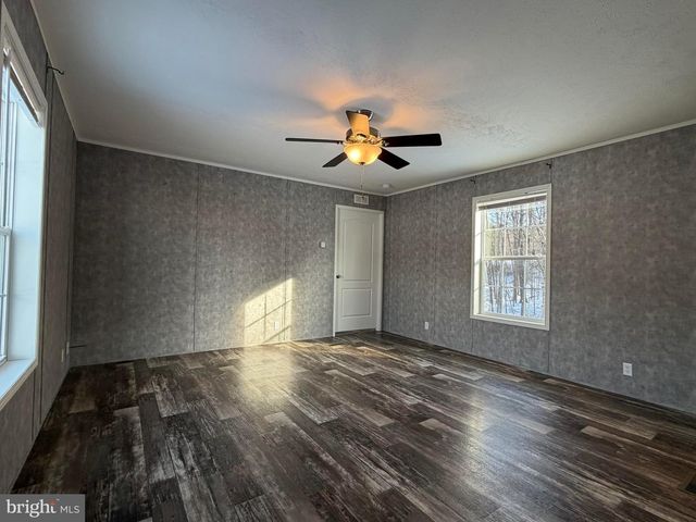 425 CIDER PRESS RD, Lock Haven, PA 17745