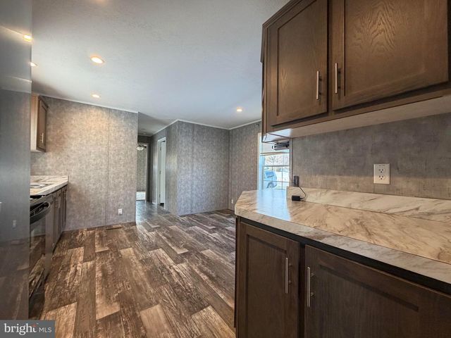 425 CIDER PRESS RD, Lock Haven, PA 17745