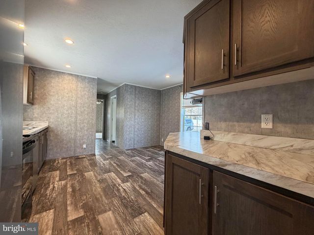 425 CIDER PRESS RD, Lock Haven, PA 17745