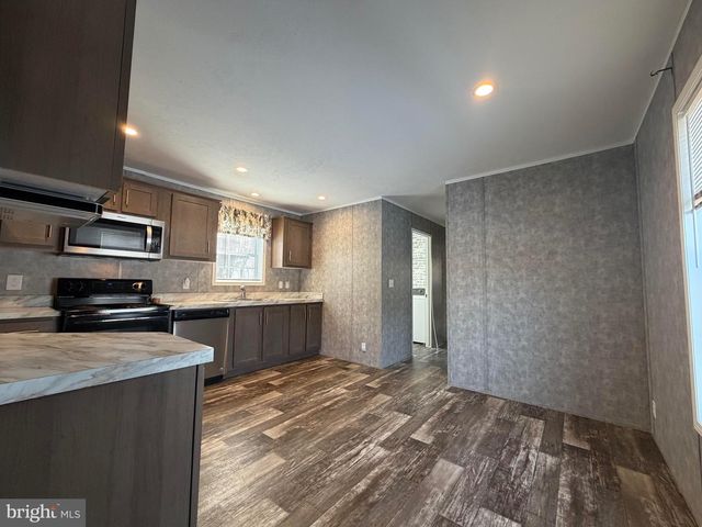 425 CIDER PRESS RD, Lock Haven, PA 17745