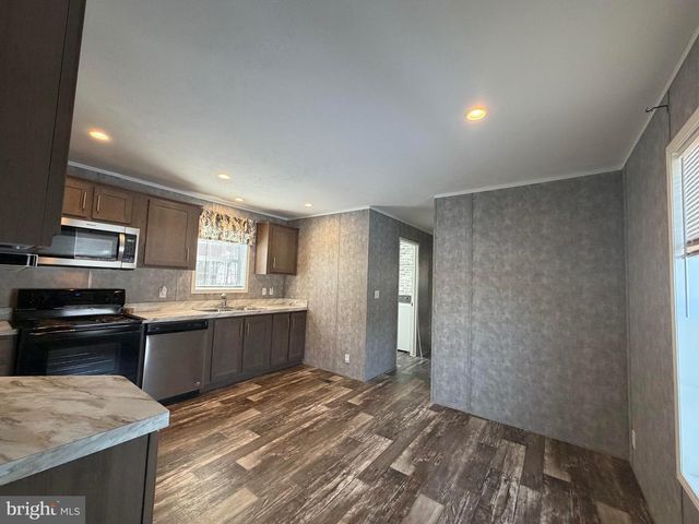 425 CIDER PRESS RD, Lock Haven, PA 17745