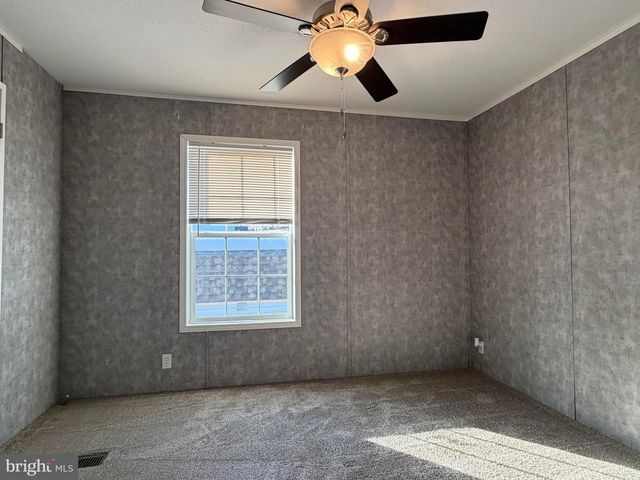 425 CIDER PRESS RD, Lock Haven, PA 17745