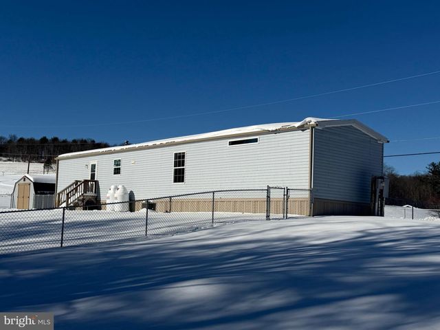 425 CIDER PRESS RD, Lock Haven, PA 17745