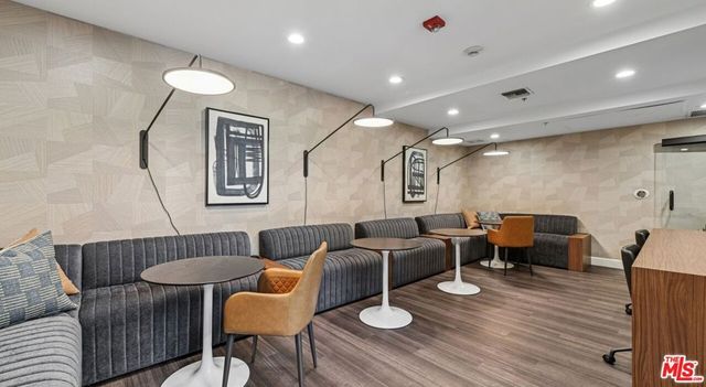 290 N Hudson Avenue 101W, Pasadena, CA 91101