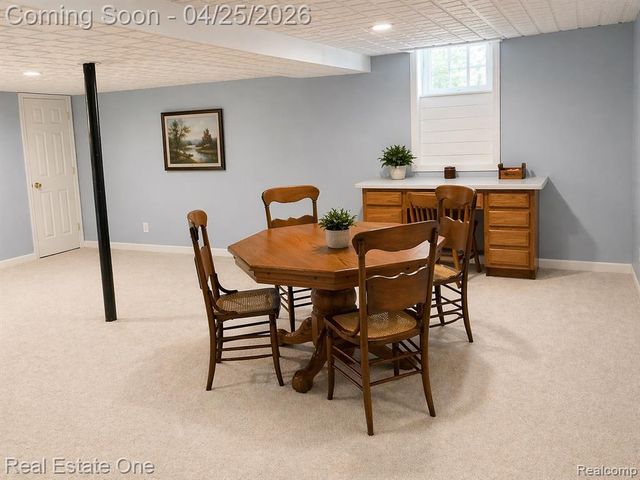 37917 Glengrove Drive, Farmington, MI 48331