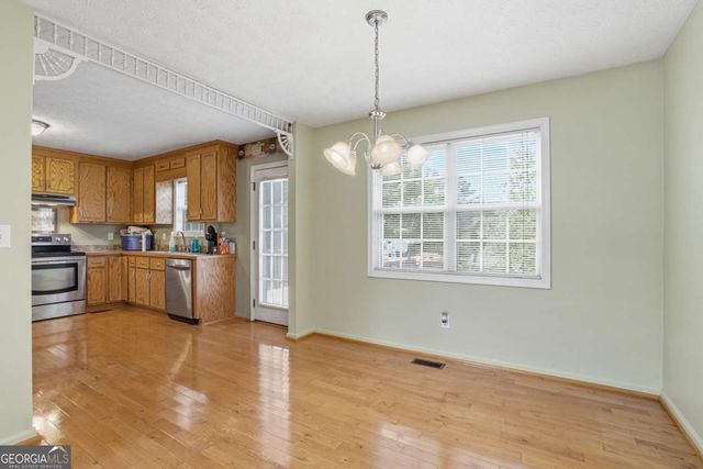 11 Farmstead Court, Adairsville, GA 30103