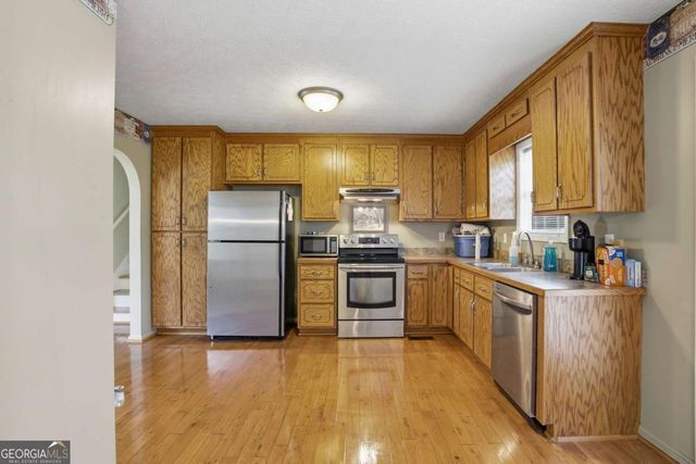 11 Farmstead Court, Adairsville, GA 30103
