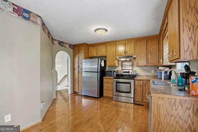11 Farmstead Court, Adairsville, GA 30103