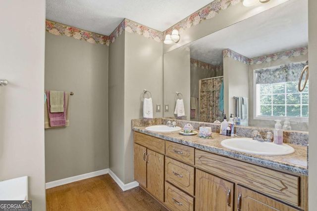 11 Farmstead Court, Adairsville, GA 30103