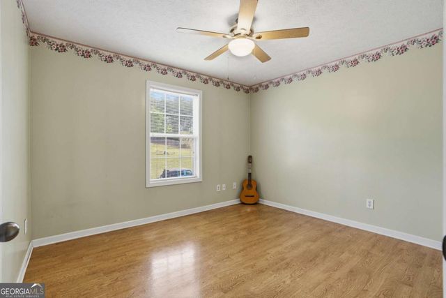 11 Farmstead Court, Adairsville, GA 30103